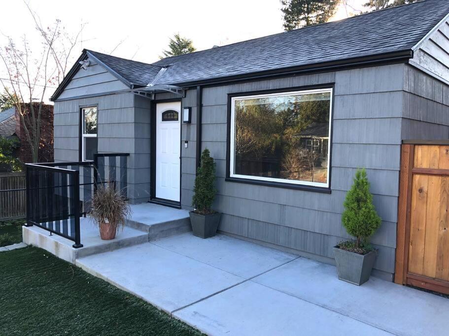 Cozy Crown Hill Carkeek Cottage W/3 Beds, Full Kitchen & Backyard In North Seattle Eksteriør billede