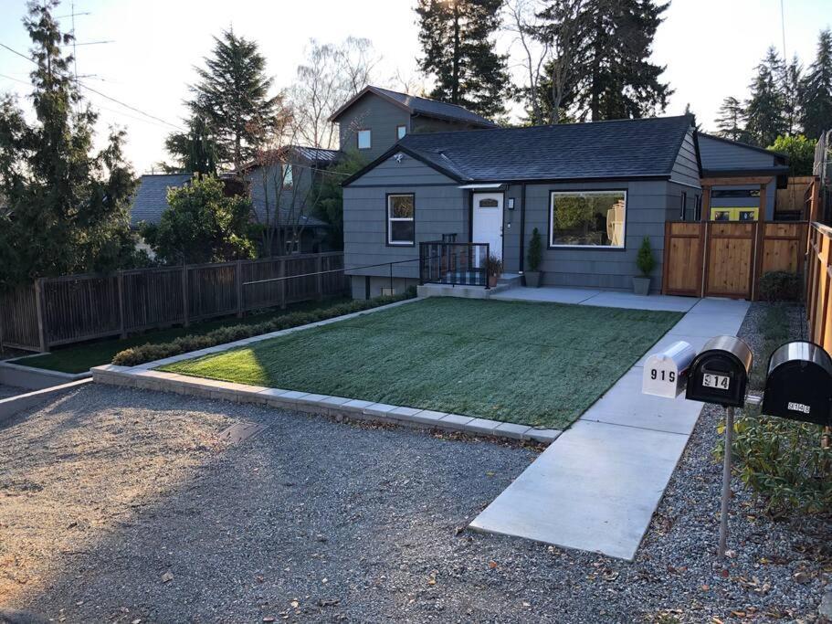 Cozy Crown Hill Carkeek Cottage W/3 Beds, Full Kitchen & Backyard In North Seattle Eksteriør billede