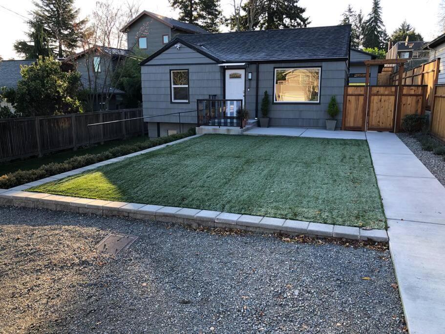 Cozy Crown Hill Carkeek Cottage W/3 Beds, Full Kitchen & Backyard In North Seattle Eksteriør billede