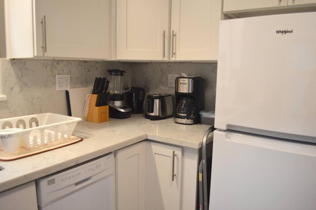 Cozy Crown Hill Carkeek Cottage W/3 Beds, Full Kitchen & Backyard In North Seattle Eksteriør billede