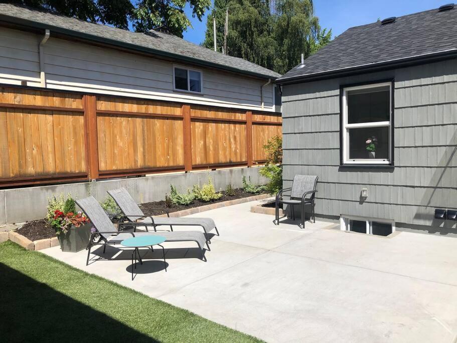 Cozy Crown Hill Carkeek Cottage W/3 Beds, Full Kitchen & Backyard In North Seattle Eksteriør billede